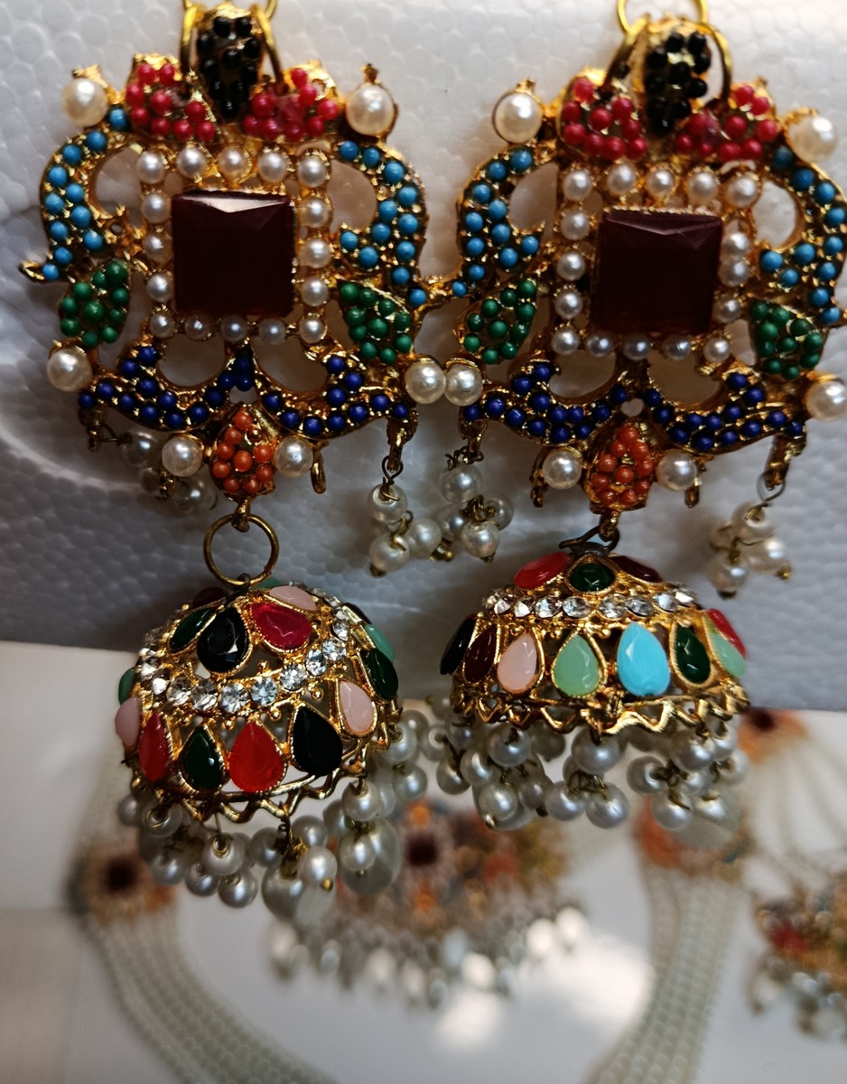 “Royal Peacock Pearl Set”